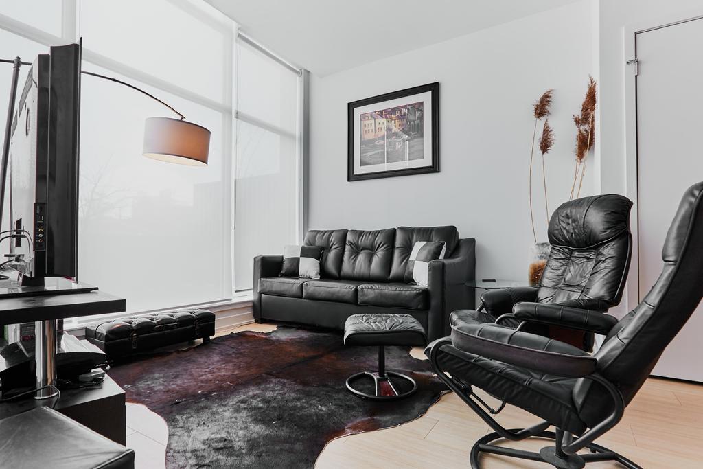 Gorgeous 2 Storey Townhouse Τορόντο Εξωτερικό φωτογραφία